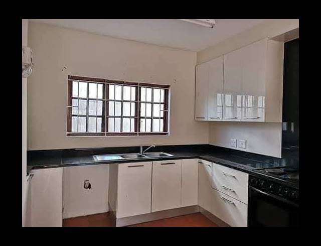 3 BEDROOM TOWNHOUSE FOR SALE IN WINDERMERE